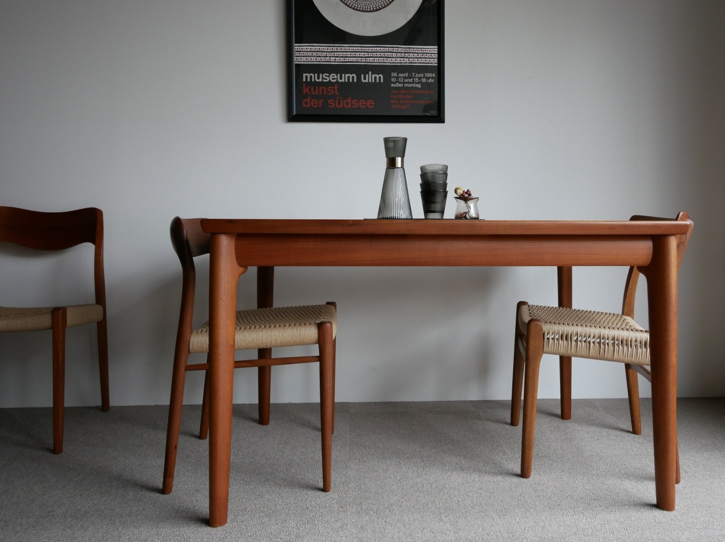 Dining table by Grete Jalk �ڤ��䤤��碌��