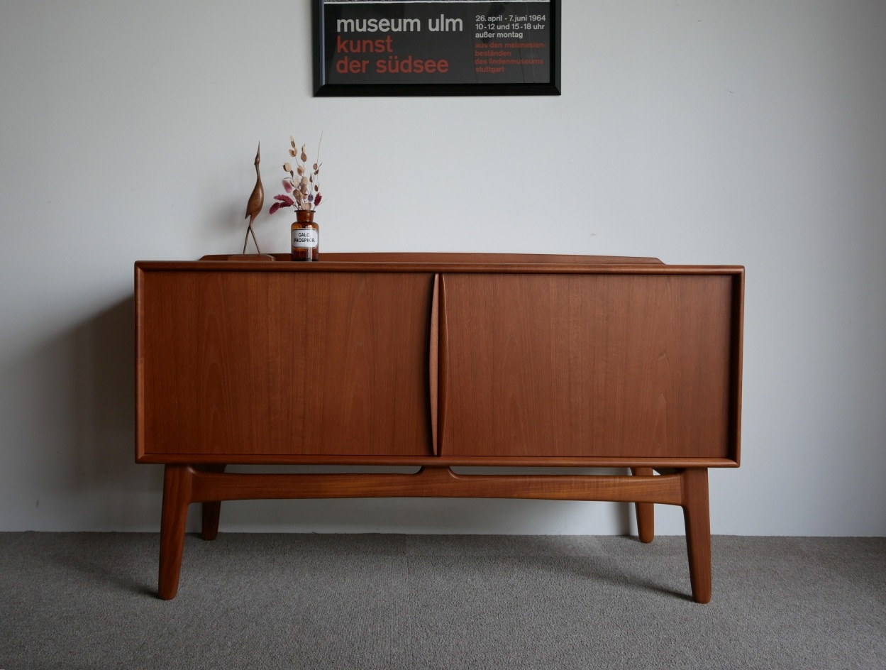 Sideboard by Svend Aage Madsen �ڤ��䤤��碌��