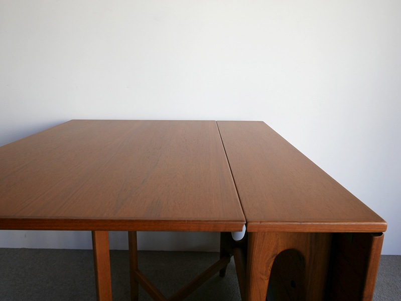 Bent Wing Dining table�ڤ��䤤��碌��