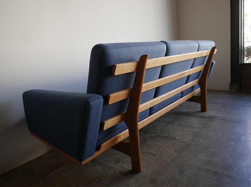 GE236 3Seater sofa by Han J.Wegner