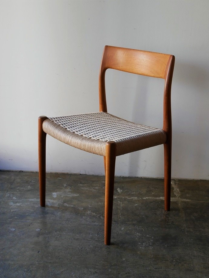 J.L.Moller NO.77 Dining chair