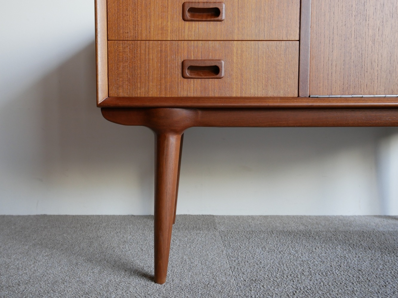 Sideboard by Gunni Omann �ڤ��䤤��碌��