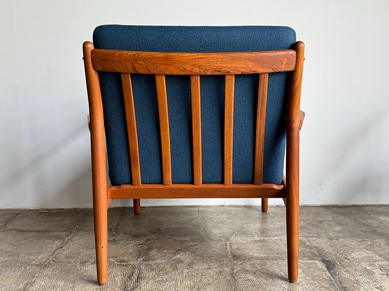 Easy Chair by Svend Aage Eriksenڤ䤤碌