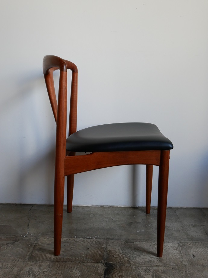 Juliane Chair by Joahnnes Andersen