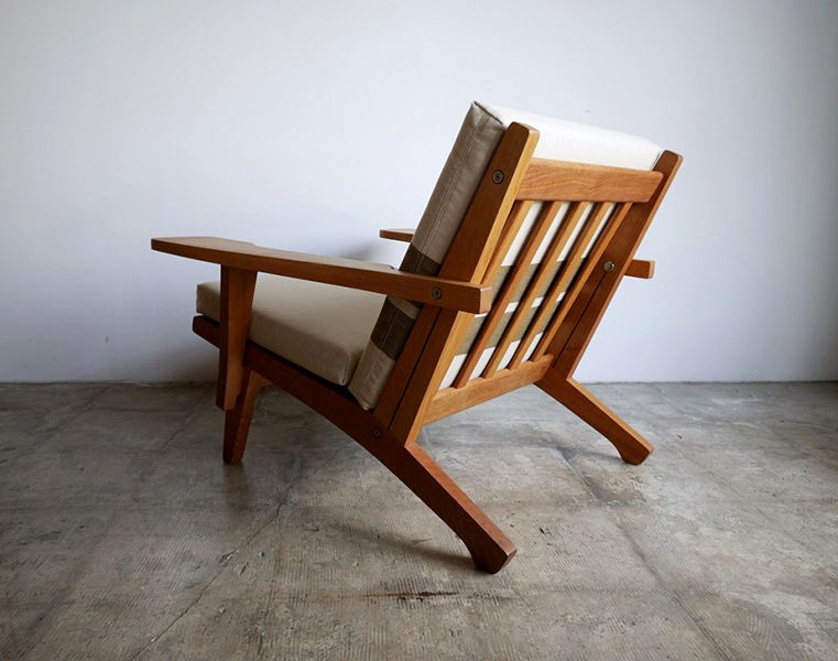 GE370 Arm chair +Ottoman set