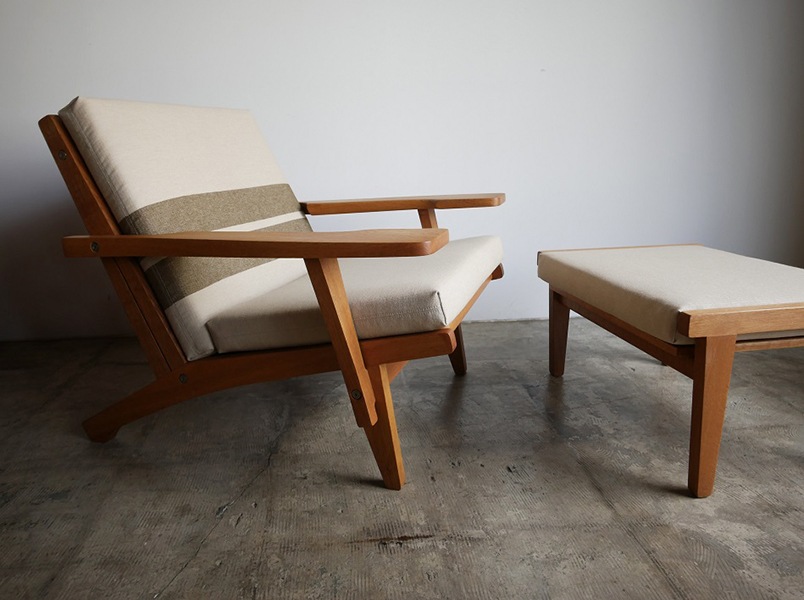 GE370 Arm chair +Ottoman set