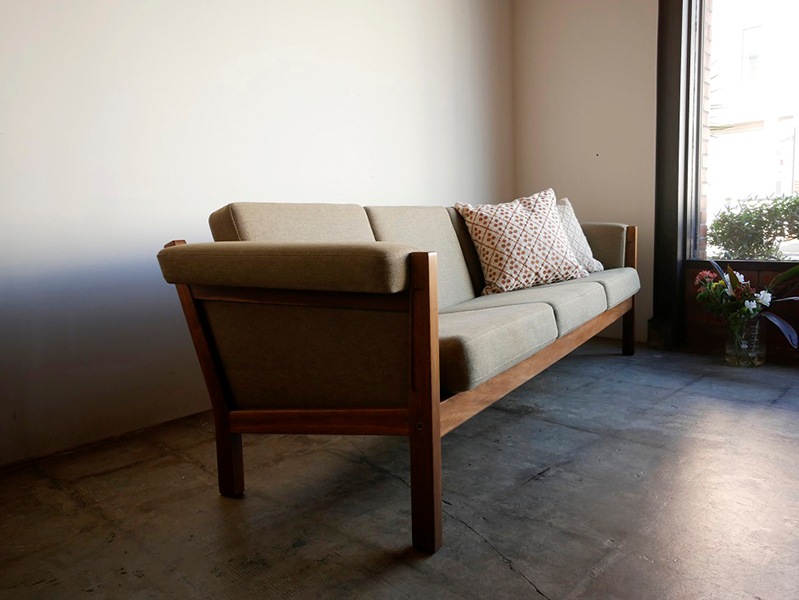 GE40 3Seater sofa by Hans J.Wegner