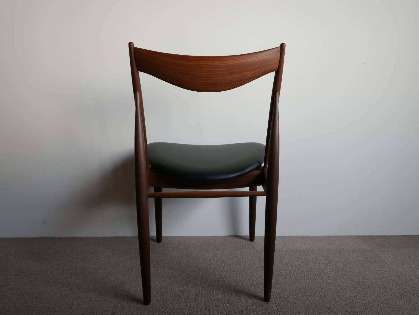 Dining Chair by H.W Kleinڤ䤤碌