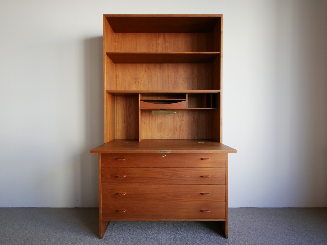 RY18/RY17 Unit System by Hans J.Wegner 