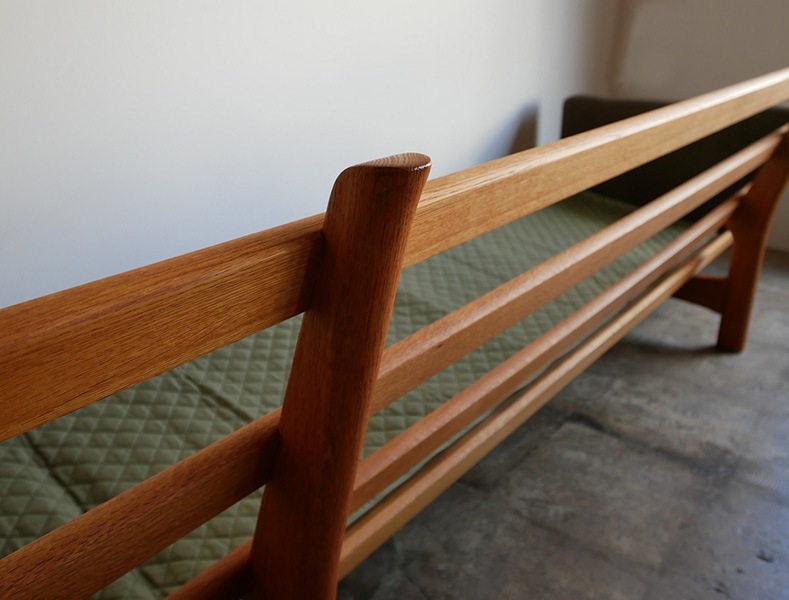 GE236 3Seater sofa by Han J.Wegner