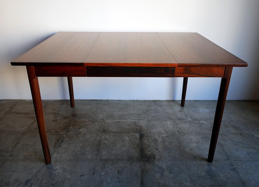 Rosewood Dining table