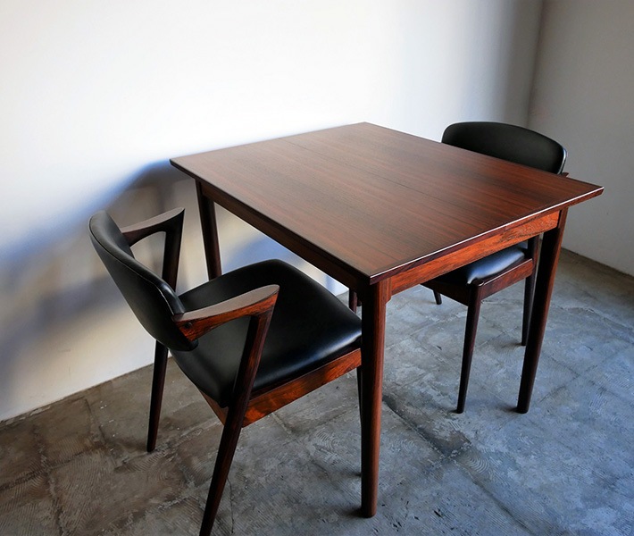 Rosewood Dining table
