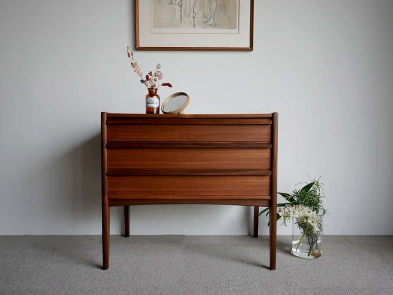 Chest of 3drawers