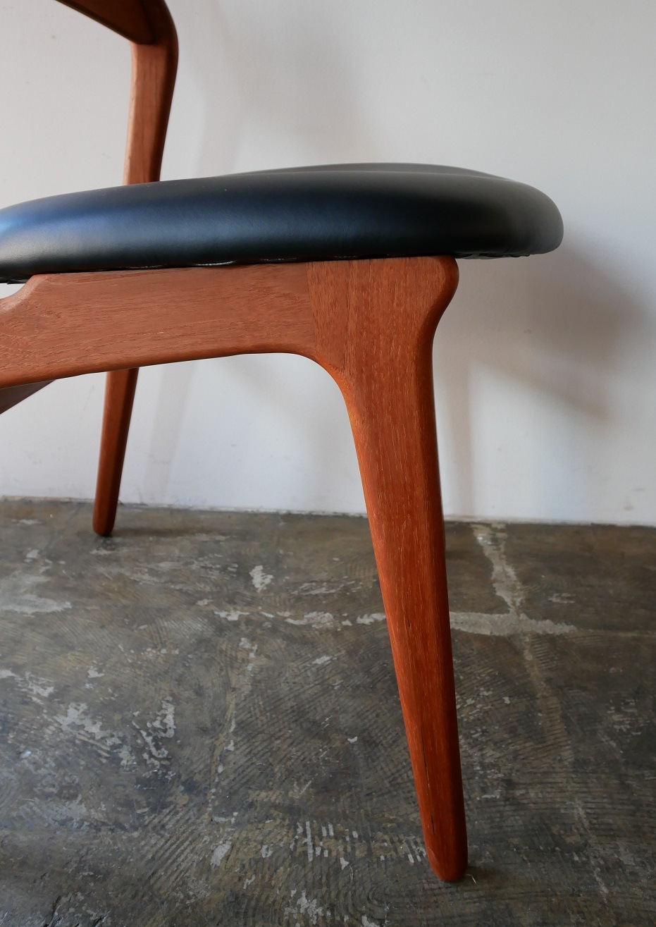 NO.310 Dining chair by Erik buch