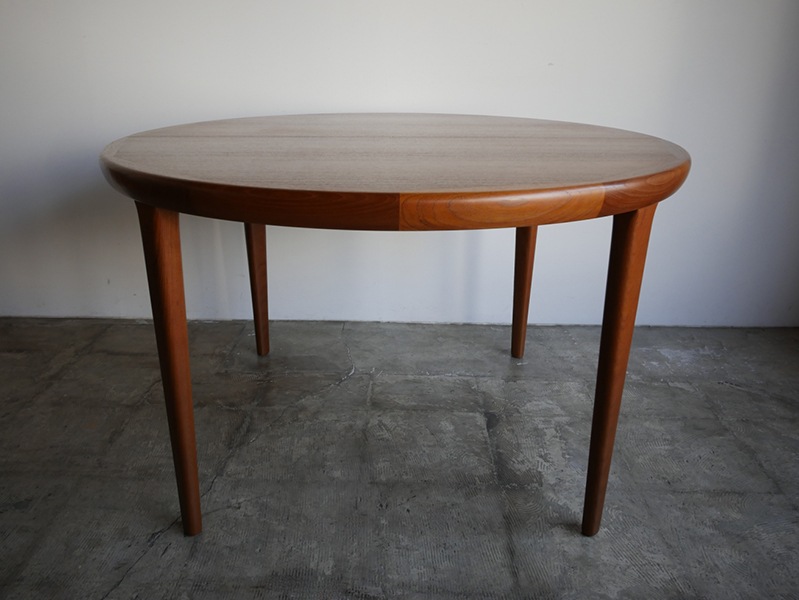 Dining table by Vv Mobler