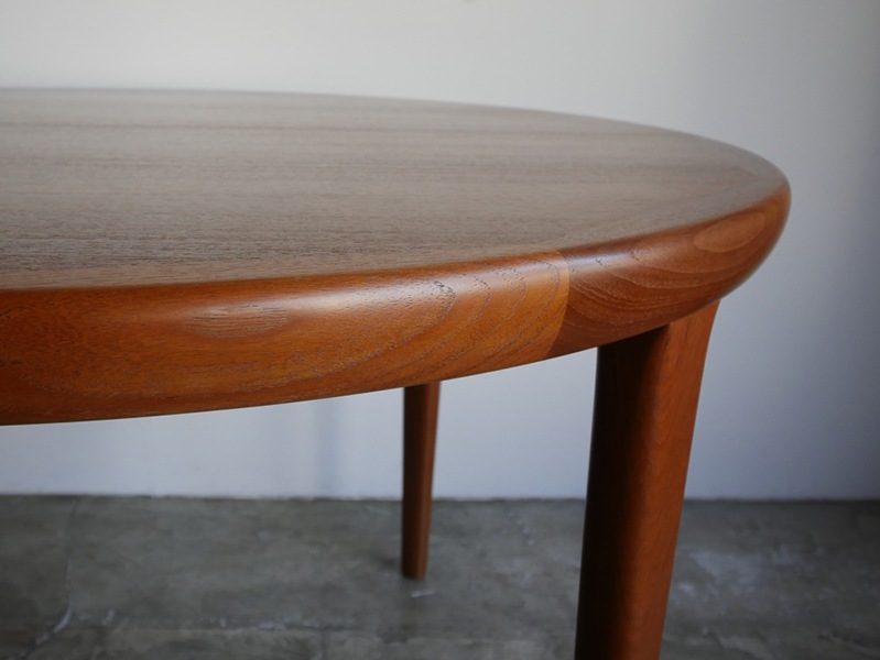 Dining table by Vv Mobler