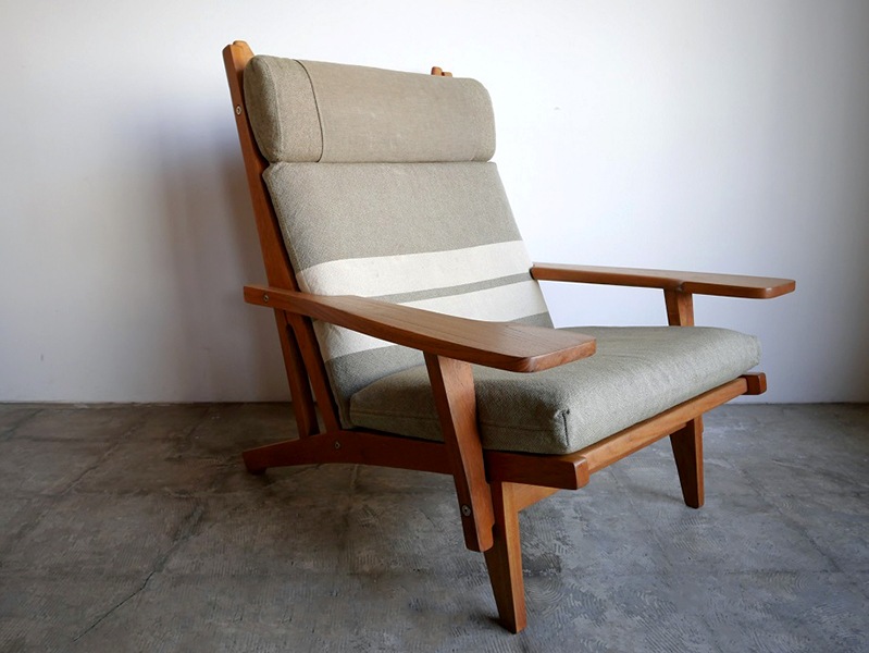 GE375 Arm chair by Hans J.Wegner