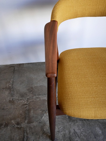 Arm Chair by Thomas Harlevڤ䤤碌