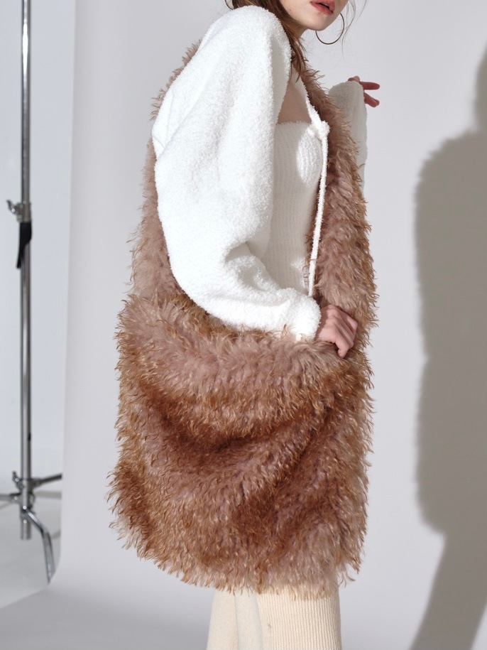 【UNISEX】Poodle Fur Big Shoulder / 2colors