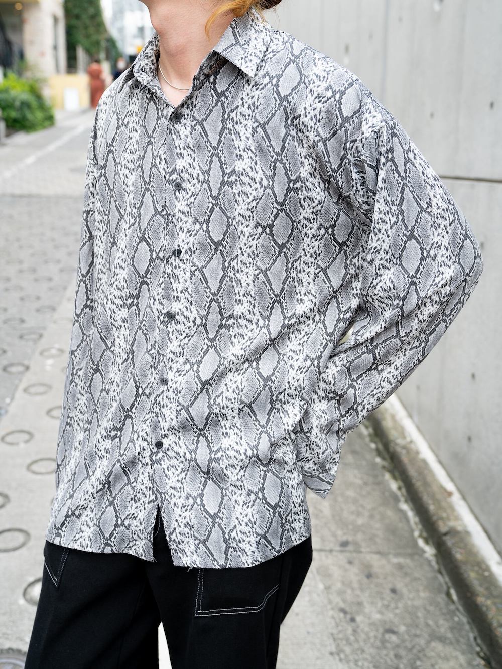 【UNISEX】Python Shirt / grey