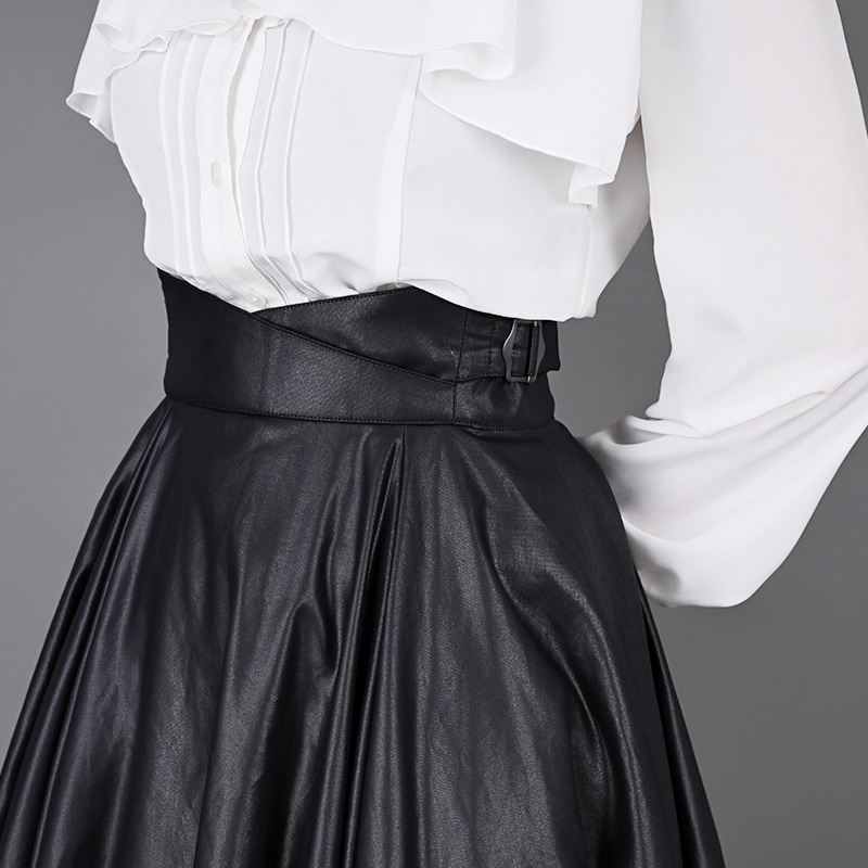 イヴェル・スカート