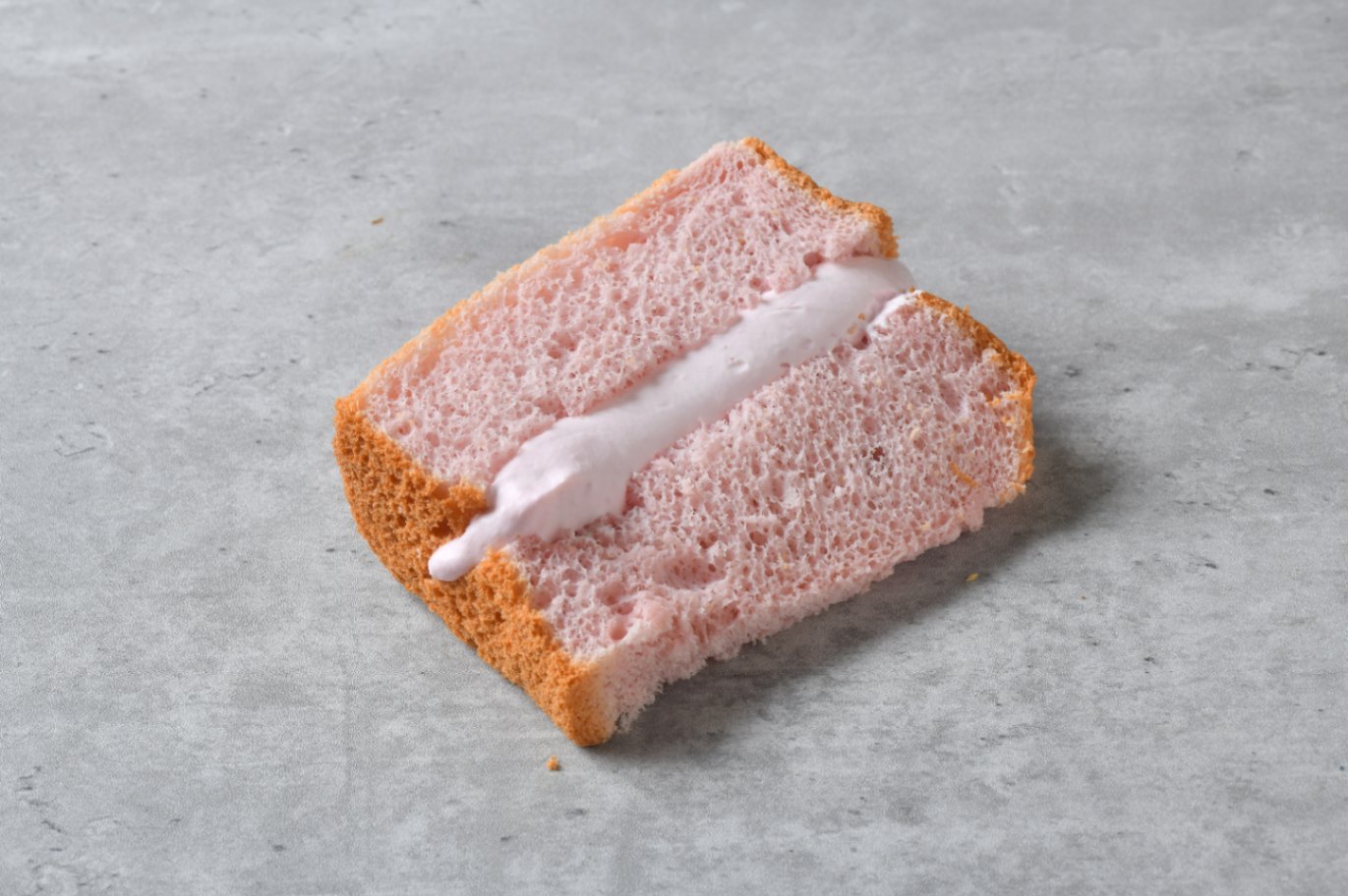 豆乳シフォンケーキ　とちおとめ苺