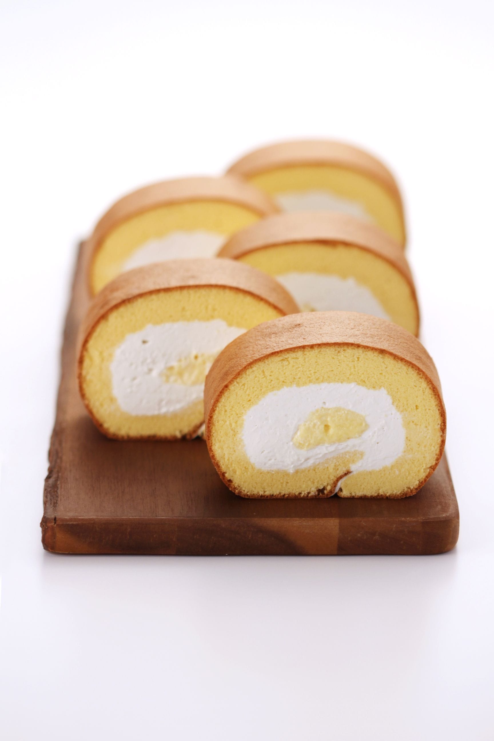 【冷凍】１カットロールケーキ　名古屋コーチン卵８個入り