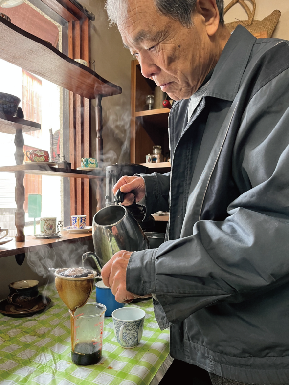 岩崎泰三とゆく～珈琲の旅～伝説の焙煎職人 中野ぶれんどー下山知之さんを訪ねる