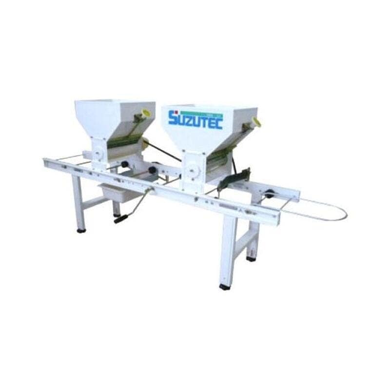 【SOLD OUT】スズテック 播種機 G3B ハンドル たねまき ばらまき 手回し 【清掃済】【農機具でっく】【福岡】【その他農機具】 SOLD OUT】スズテック 播種機 G3B ハンドル たねまき ばらまき 手回し