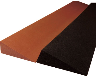 Lスロープ　高さ5cm TL-050　ブラック 10個セット 4560380380131 (株)レイクス２１ Lスロープ 高さ5cm ⁄ TL-050 ブラック 1本 屋内用段差解消スロープ L