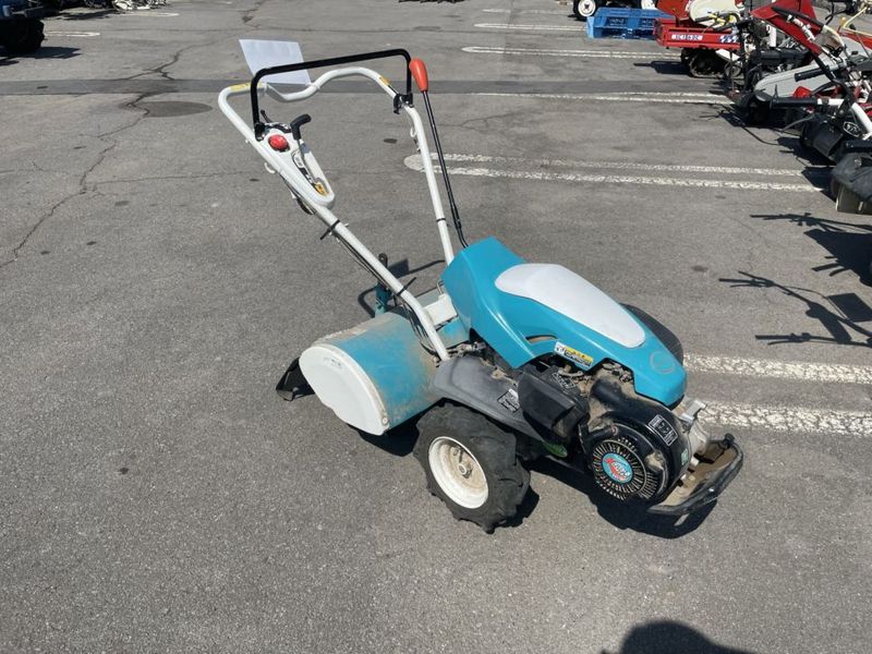 クボタ 管理機 TRS60 機体寸法:1515×620×1070(mm) 出力6.2ps 使用燃料