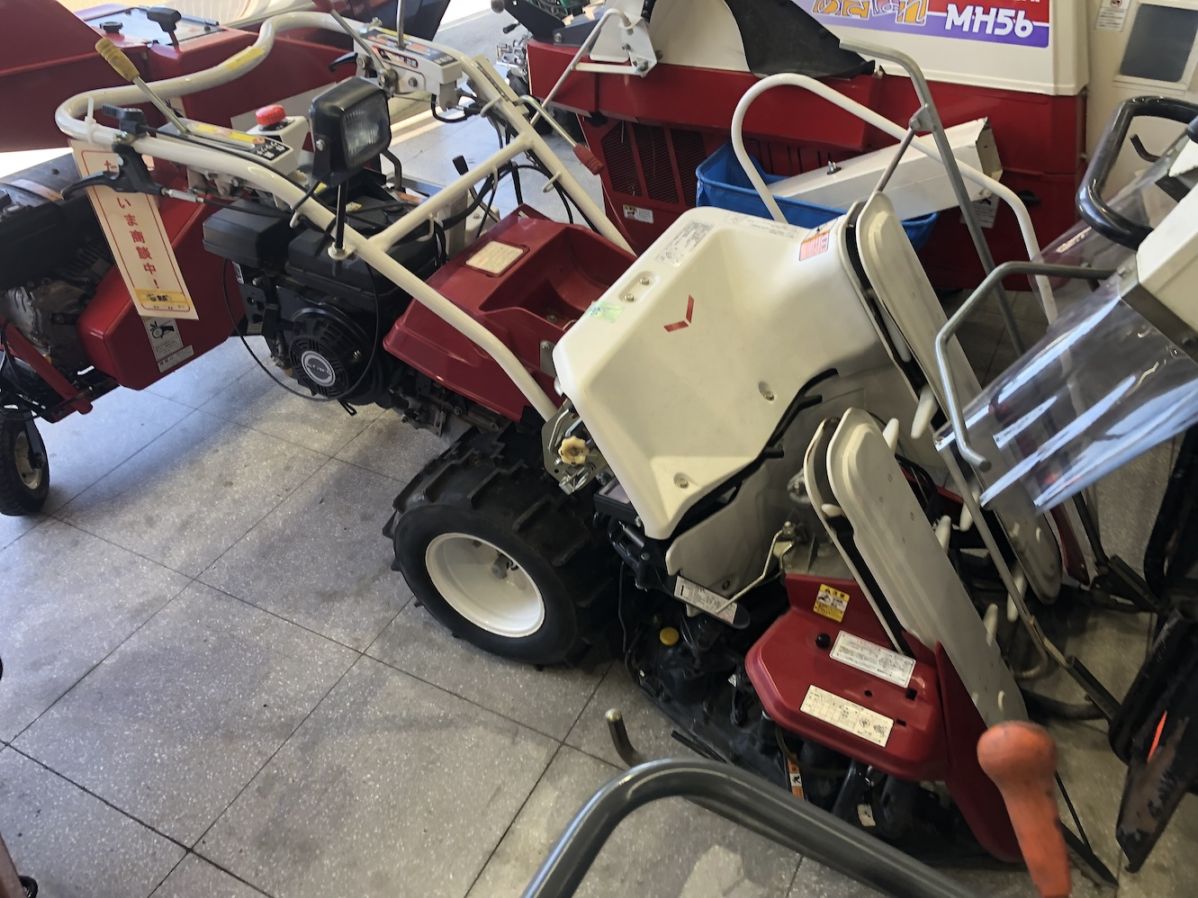 【整備待ち・現行品】ヤンマー バインダー Be224 :1,710mm × 830mm × 1,030mm 機体寸法4.2ps 馬力 (最大):ガソリン