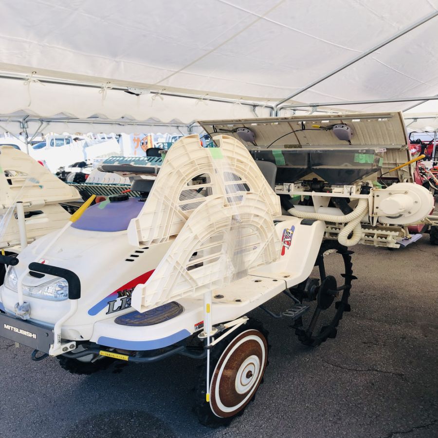 【整備待ち】三菱農機　乗用田植機LV4