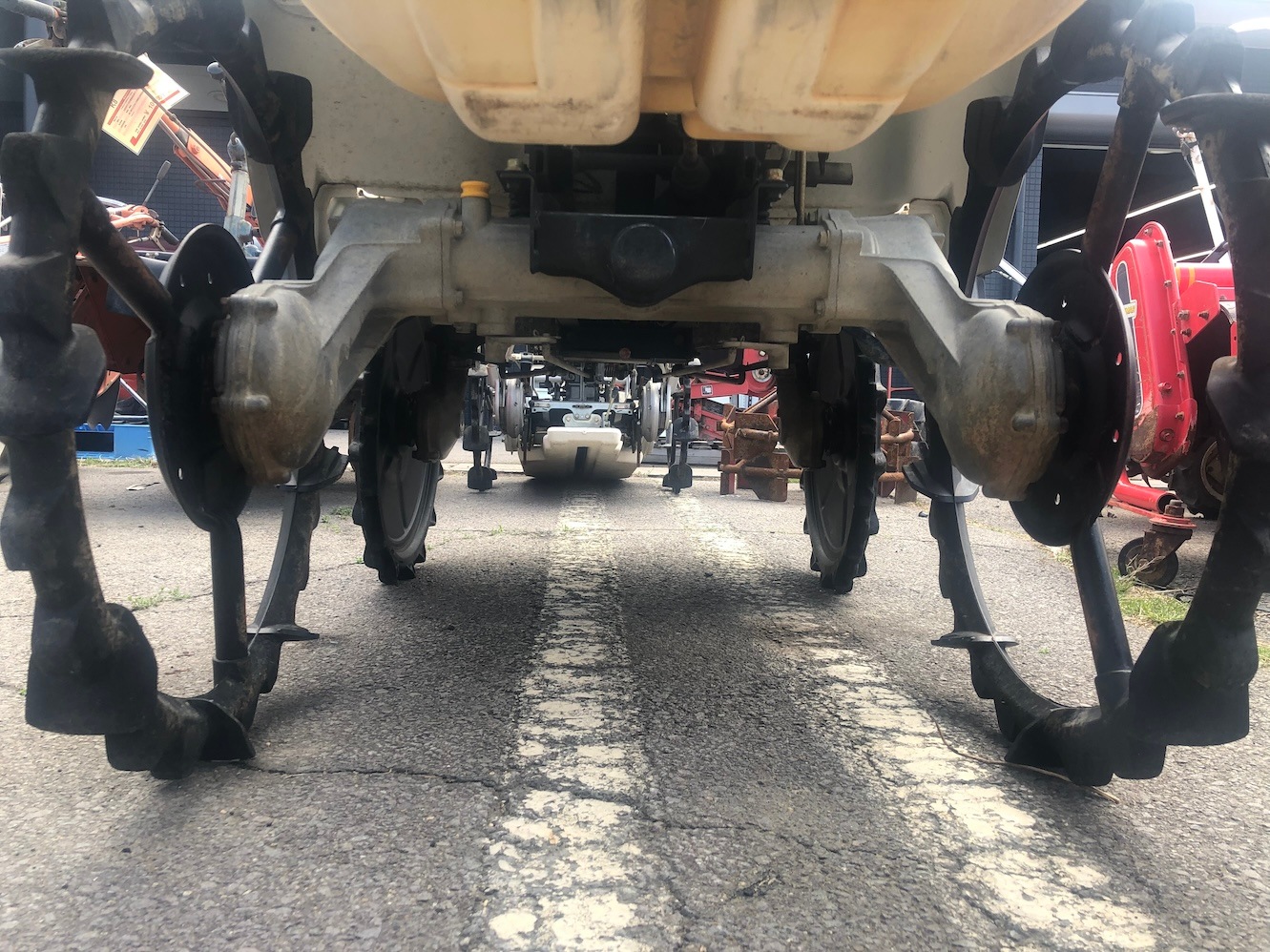 クボタ 乗用田植機 JC4A 機体寸法:2240×1600×1340mm 出力3.5ps 燃料/容量:無鉛ガソリン/4.2L