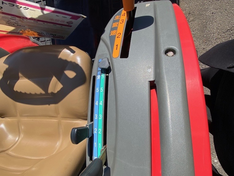 7/12まで店頭商談中 ヤンマー トラクター EF222 機体寸法:3500 アワーメーター288ｈ 最大出力:22