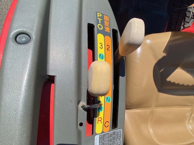 7/12まで店頭商談中 ヤンマー トラクター EF222 機体寸法:3500 アワーメーター288ｈ 最大出力:22