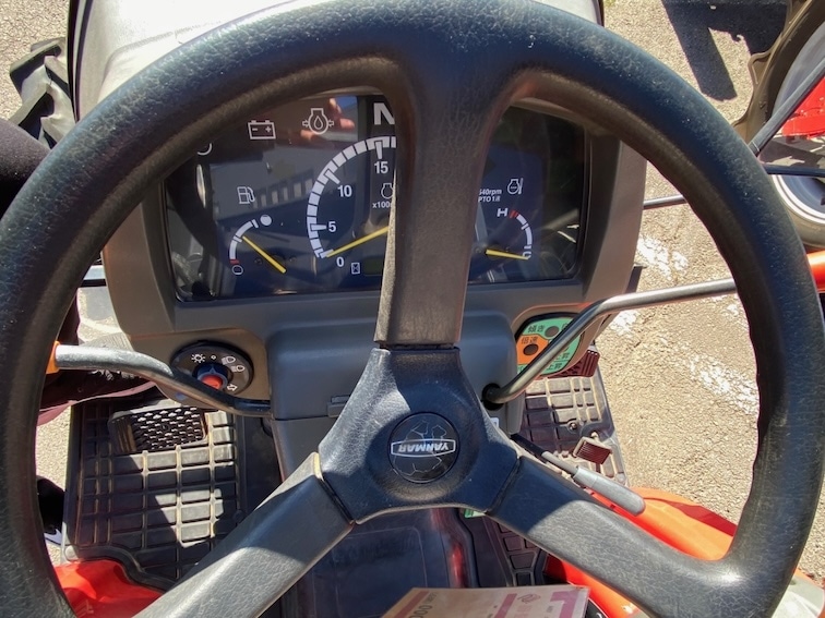 7/12まで店頭商談中 ヤンマー トラクター EF222 機体寸法:3500 アワーメーター288ｈ 最大出力:22