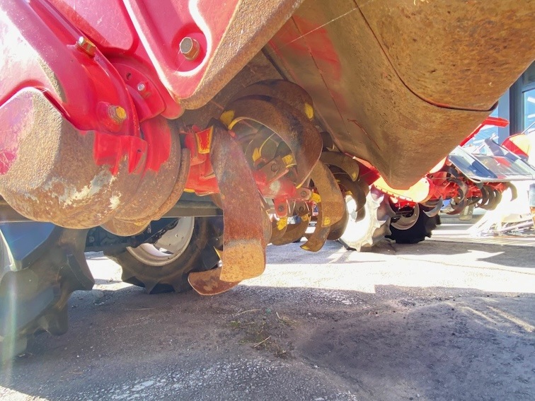 7/12まで店頭商談中 ヤンマー トラクター EF222 機体寸法:3500 アワーメーター288ｈ 最大出力:22