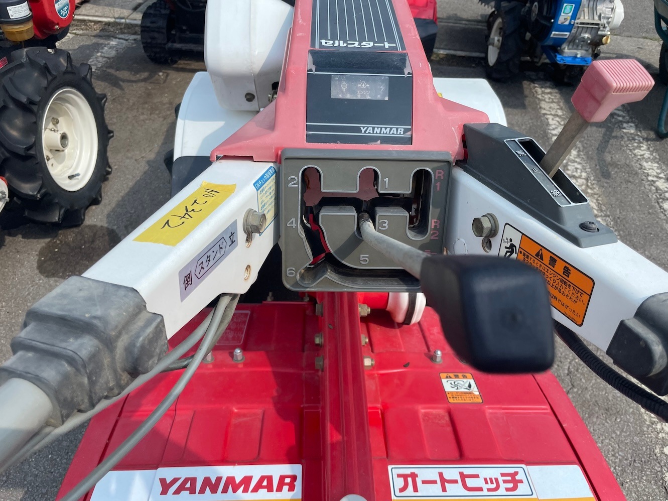 【整備待ち】ヤンマー 耕耘機 YA80 機体寸法:2240×860×1135㎜ 出力7.8Ps 使用燃料:ディーゼル