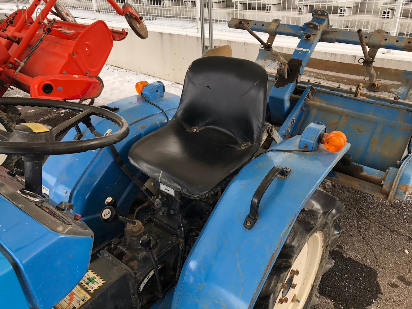 【販売中】三菱農機 トラクター MT1301D :  :