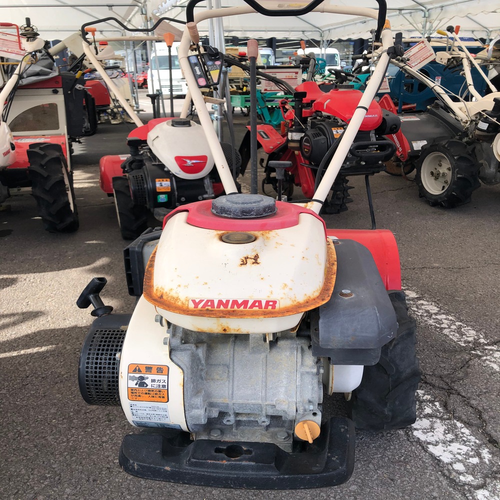 ヤンマー 管理機 MRT65EX 機体寸法:1410×575×1050(mm) 出力6.2ps 使用