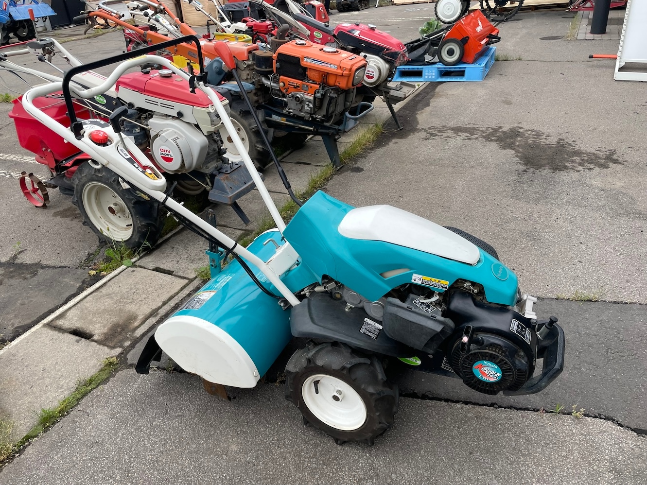 KUBOTA　クボタ　耕運機　管理機　TRS60　動作確認済！綺麗　引取限定！ Yahoo!オークション -「クボタ耕運機trs60」の落札相場・落札価格