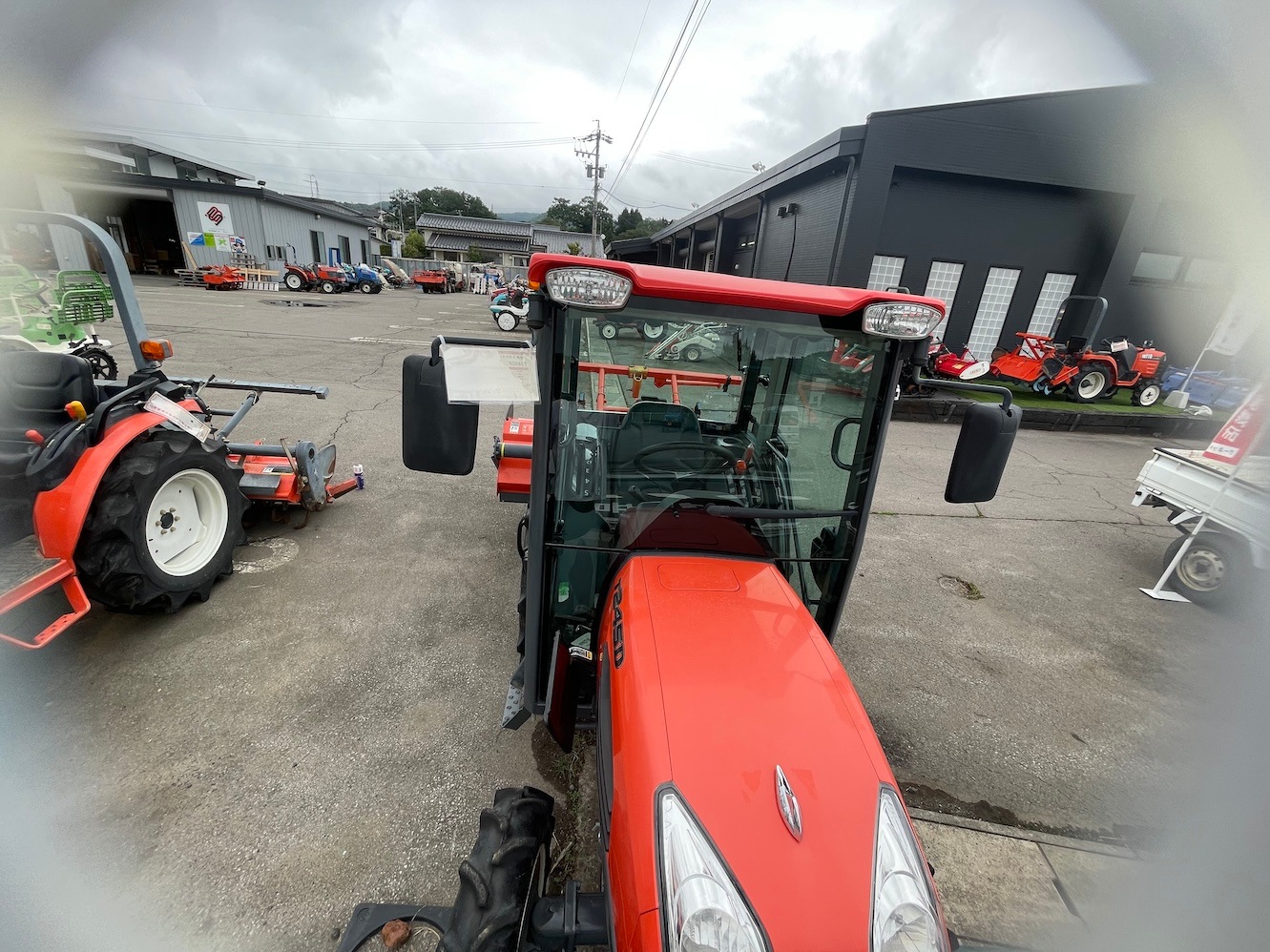 地域限定自宅配送【整備待ち】クボタ トラクター T245DF 機体寸法:2845×1310×1960 馬力24ps 使用燃料:軽油