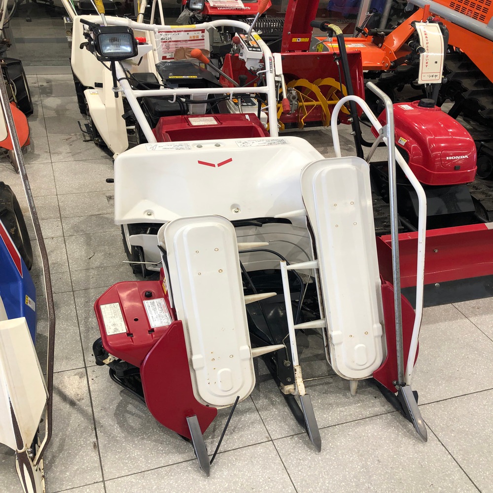【未整備、程度普通】バインダー Be224 ヤンマー（即決歓迎・引取可） 整備待ち・現行品】ヤンマー バインダー Be224 :1,710mm × 830mm