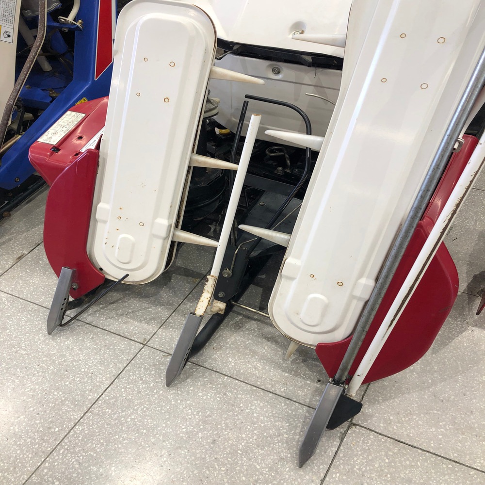整備待ち・現行品】ヤンマー バインダー Be224 :1,710mm × 830mm