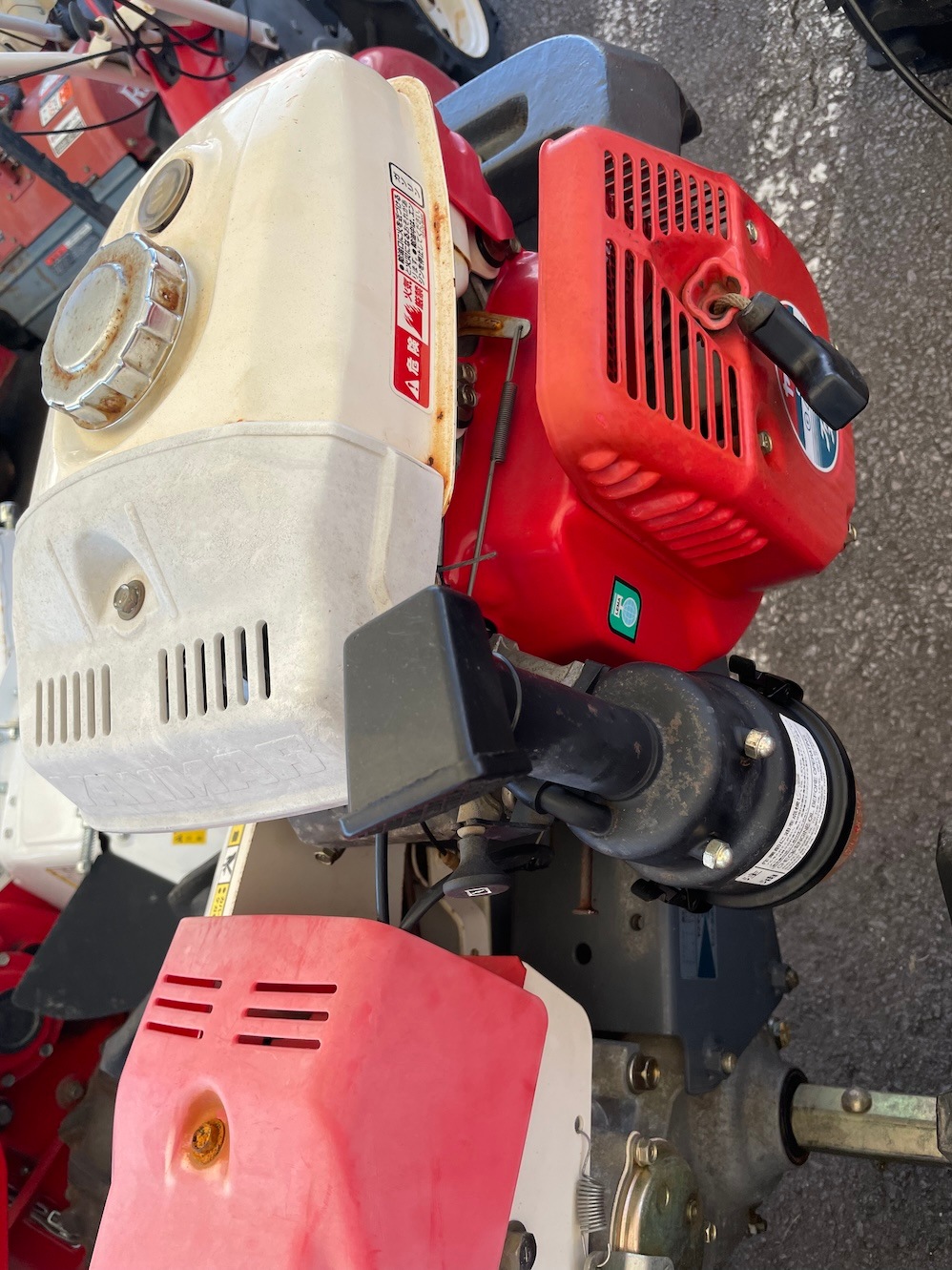 ヤンマー 耕耘機 DK7DX 機体寸法:1740ｍｍ×650ｍｍ×1020ｍｍ 出力6.2PS 使用燃料 :ガソリン