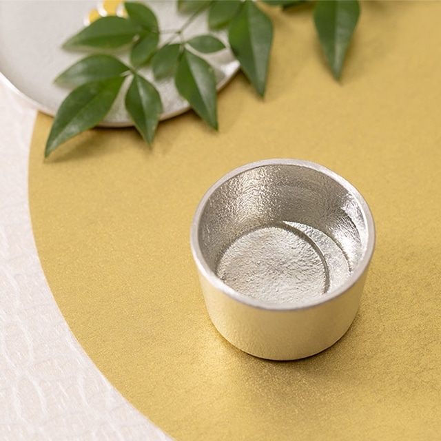 ぐい呑 - 月｜錫製雑貨・酒器の通販は能作オンラインショップ