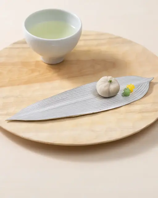 笹のプレート｜錫製雑貨・酒器の通販は能作オンラインショップ【公式】