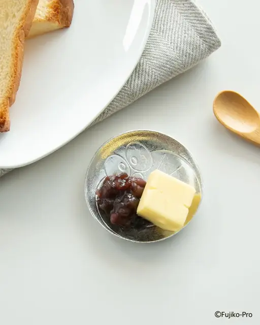ドラえもん豆皿【ドラえもんシリーズ】｜錫製雑貨・酒器の通販は能作