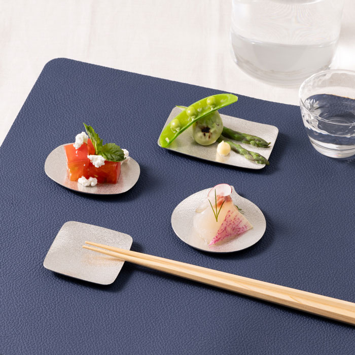 小長皿 - 布目・氷割｜錫製雑貨・酒器の通販は能作オンライン